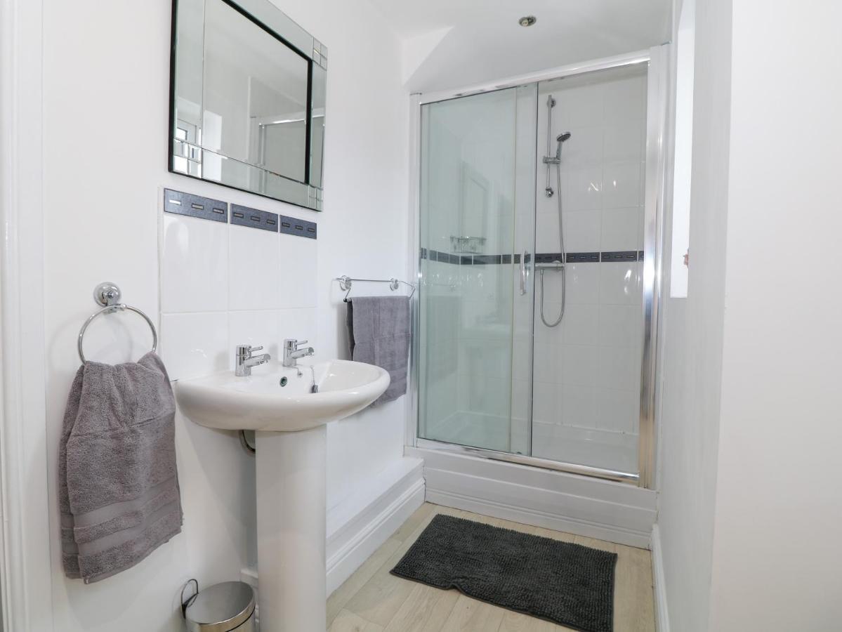 8 Marina View Villa Pwllheli Dış mekan fotoğraf